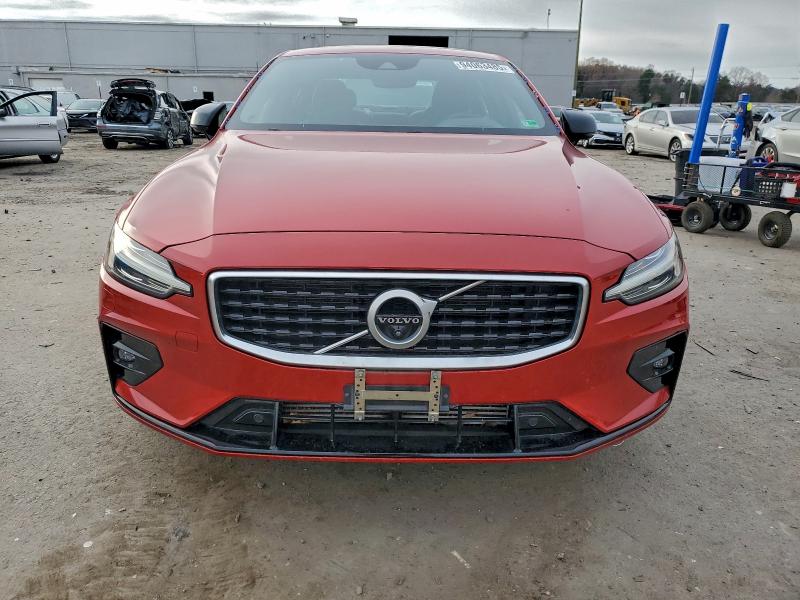 VOLVO S60 T5 R-DESIGN 2018