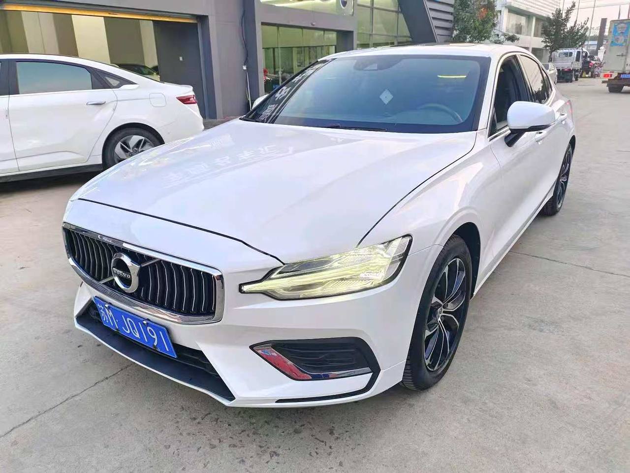 VOLVO S60 T4 2021
