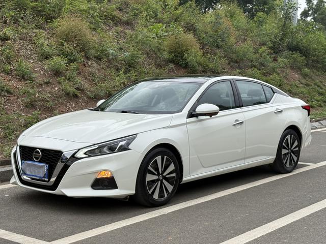 NISSAN ALTIMA 2021