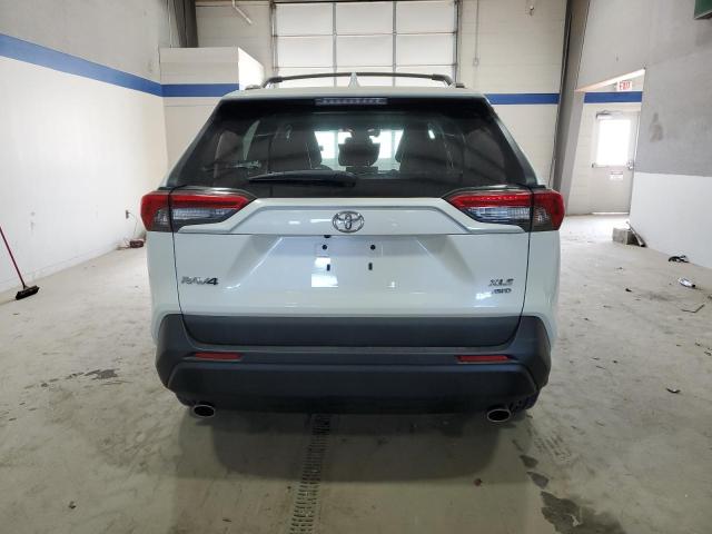 TOYOTA RAV4 XLE PREMIUM 2021
