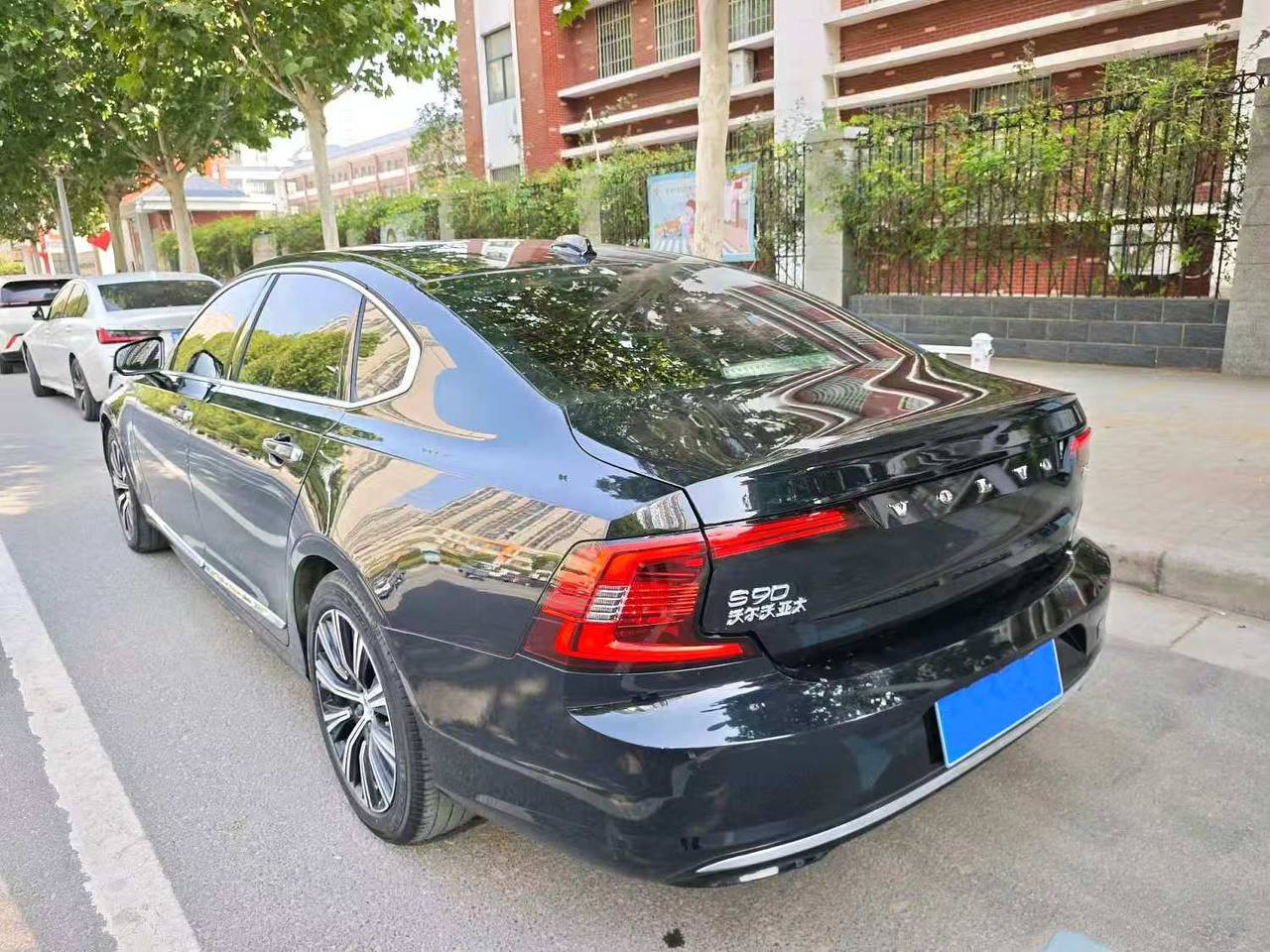 VOLVO S90 B5 2021