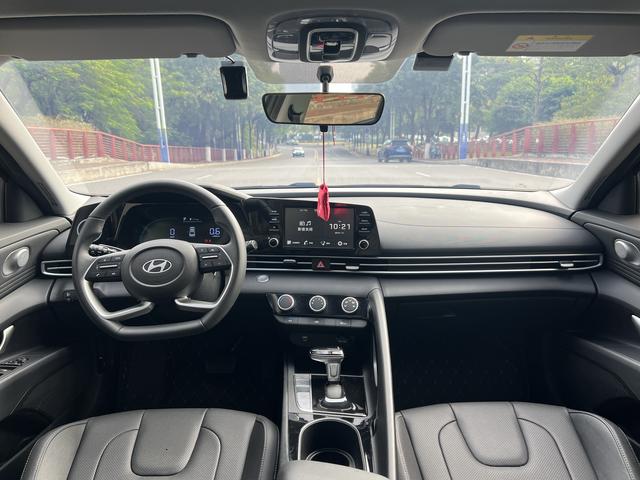 HYUNDAI ELANTRA 2023