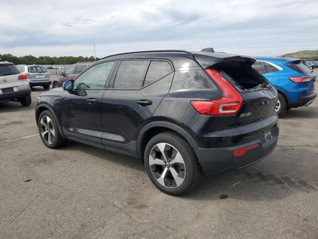 VOLVO XC40 PLUS 2023