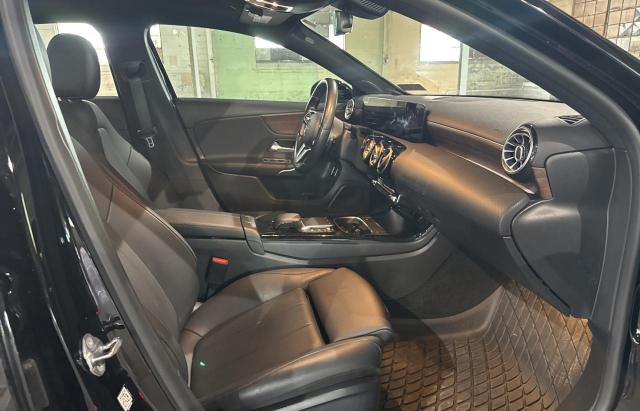 MERCEDES-BENZ A 220 4MATIC 2020