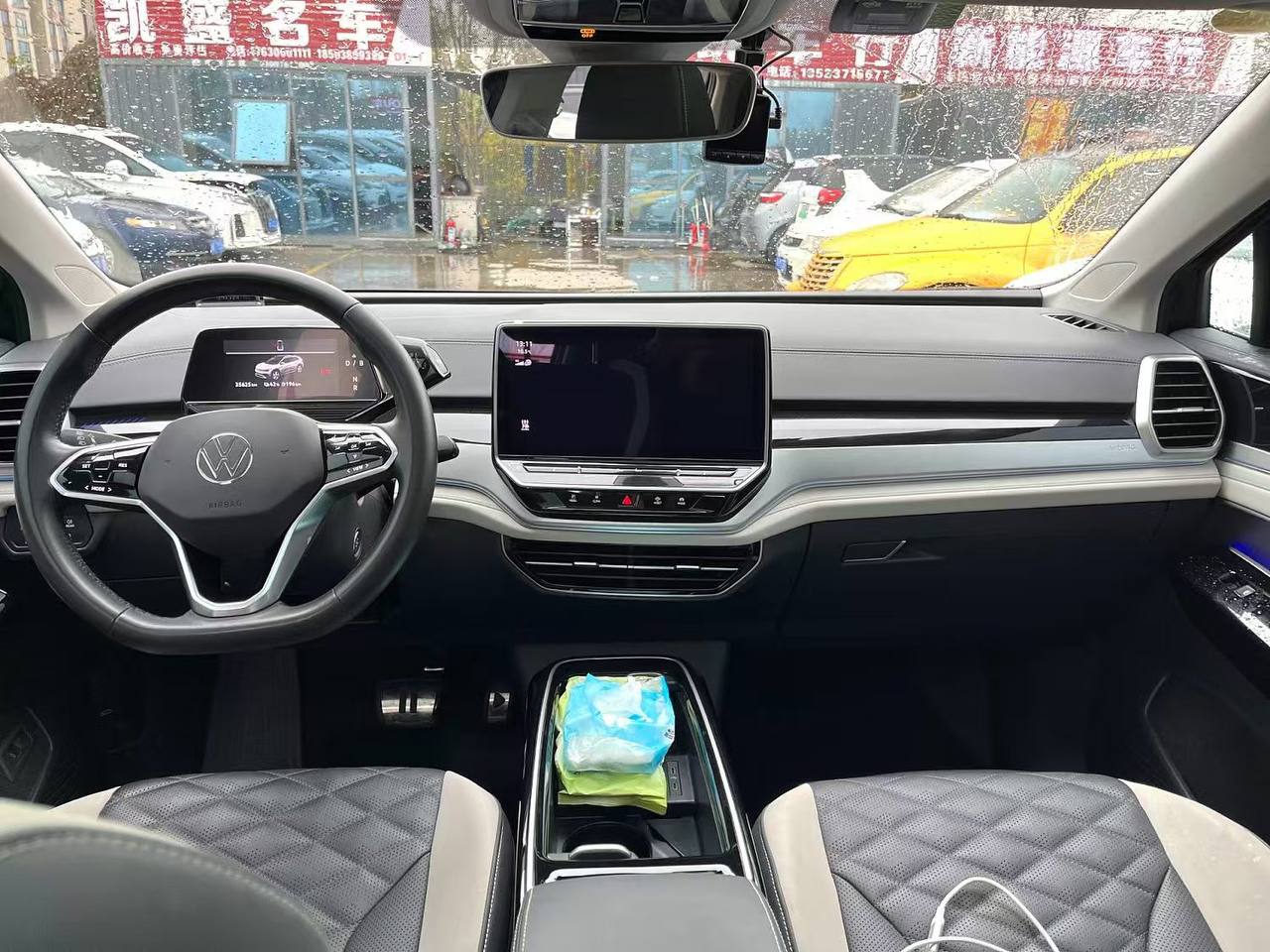VOLKSWAGEN ID6 PRO 2021