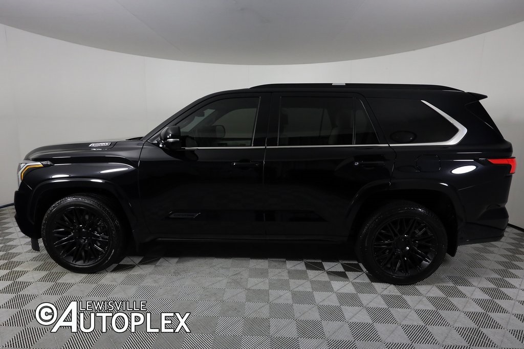 Toyota Sequoia Capstone 2023