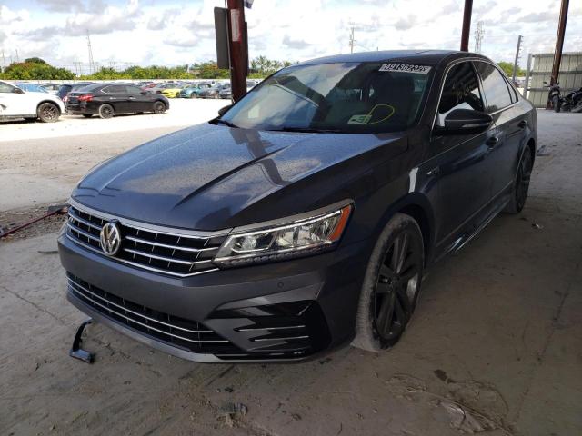 VOLKSWAGEN PASSAT SE R-LINE 2019