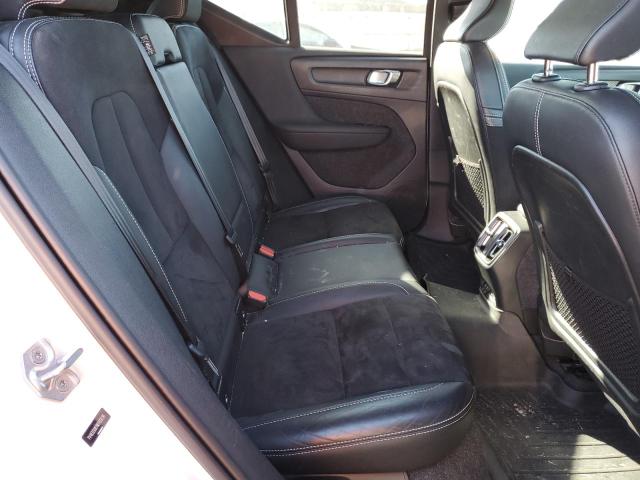 VOLVO XC40 P8 RECHARGE PLUS 2022