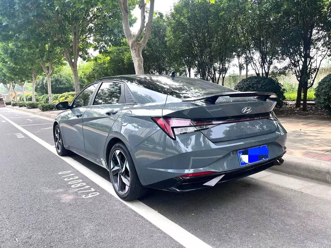 Hyundai Elantra 2021