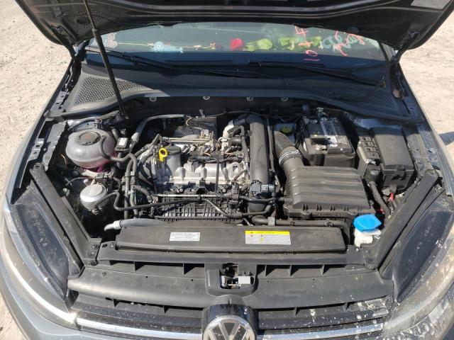 VOLKSWAGEN GOLF 2021