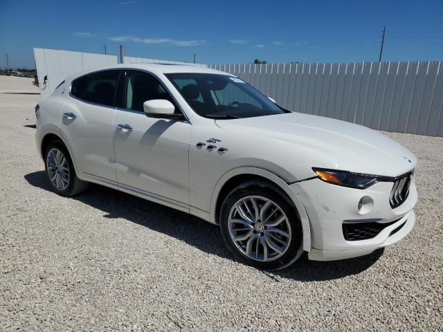 MASERATI LEVANTE BASE 2021