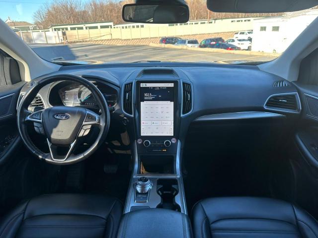FORD EDGE SEL 2022
