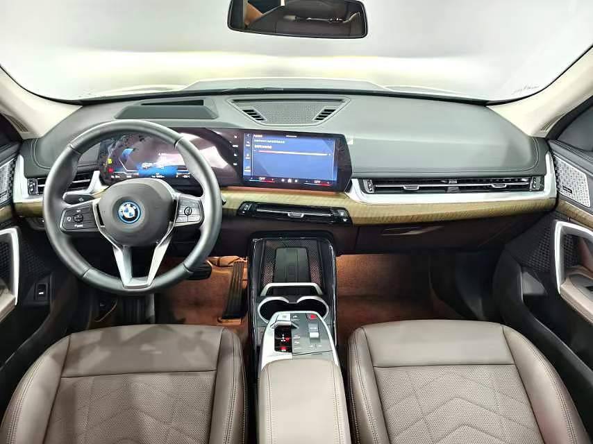 BMW iX1 xDrive30L 2023