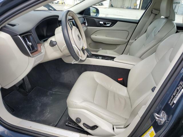 VOLVO S60 T5 MOMENTUM 2021