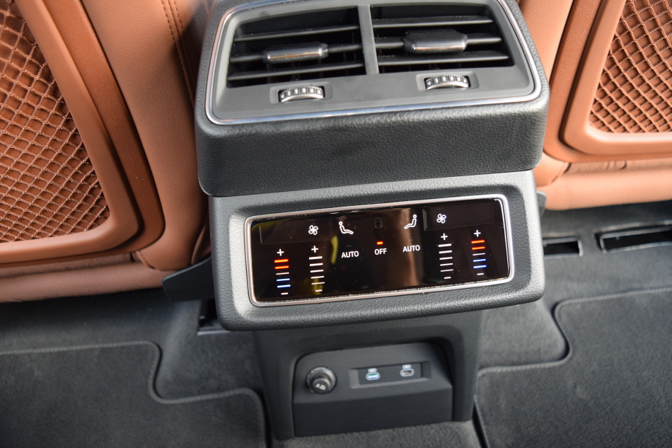 Audi e-tron Premium 2022