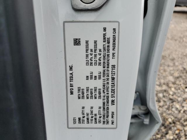 TESLA MODEL 3 2022