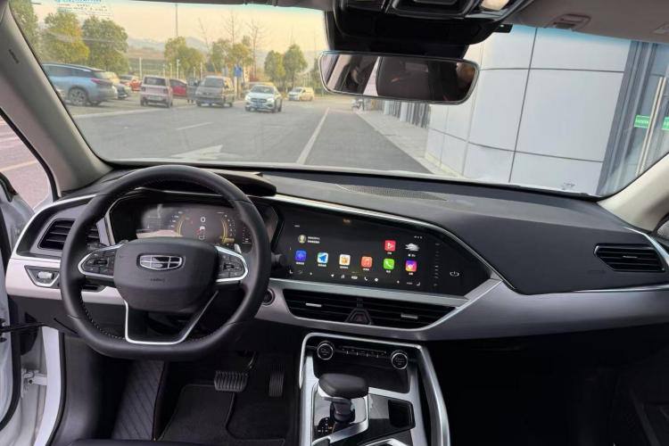 Geely Tugella 2019