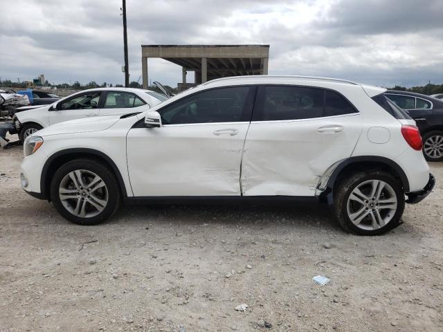 MERCEDES-BENZ GLA 250 2020