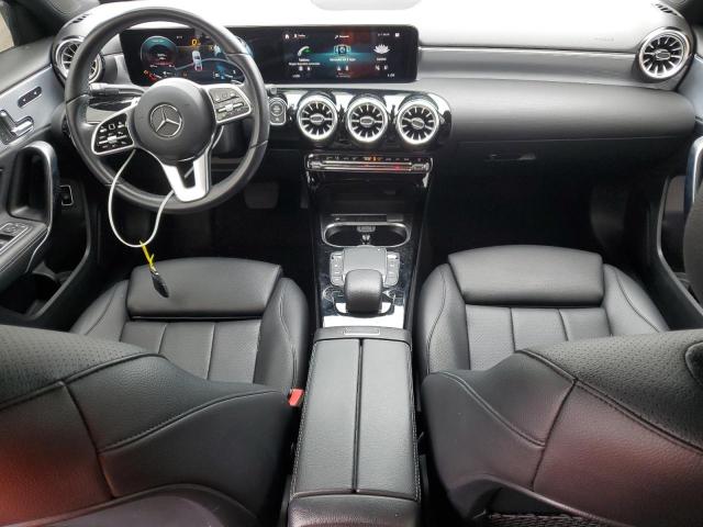 MERCEDES-BENZ A 220 2021
