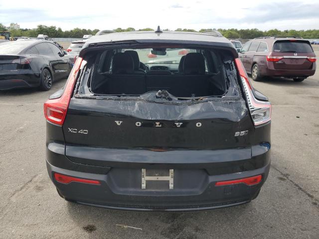 VOLVO XC40 PLUS 2023