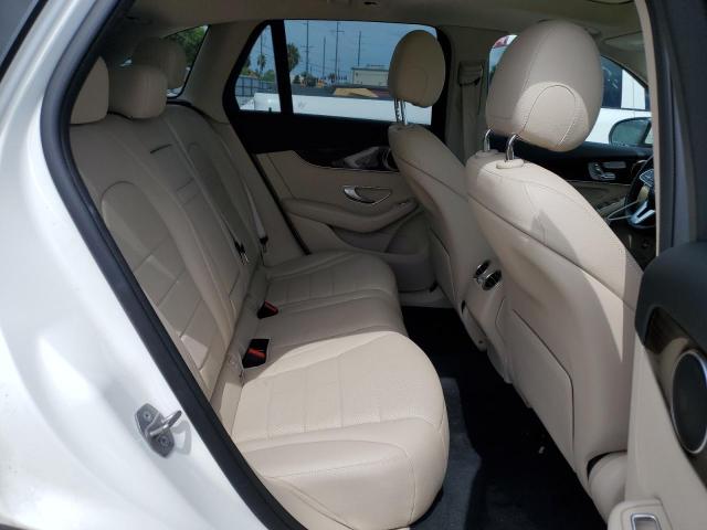 MERCEDES-BENZ GLC 300 2021