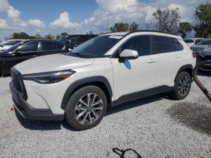 TOYOTA COROLLA CROSS XLE 2022