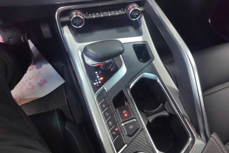 Geely Tugella 2019