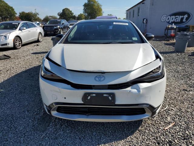 TOYOTA PRIUS SE 2025
