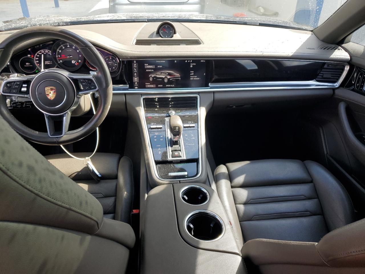 PORSCHE PANAMERA 2 2017