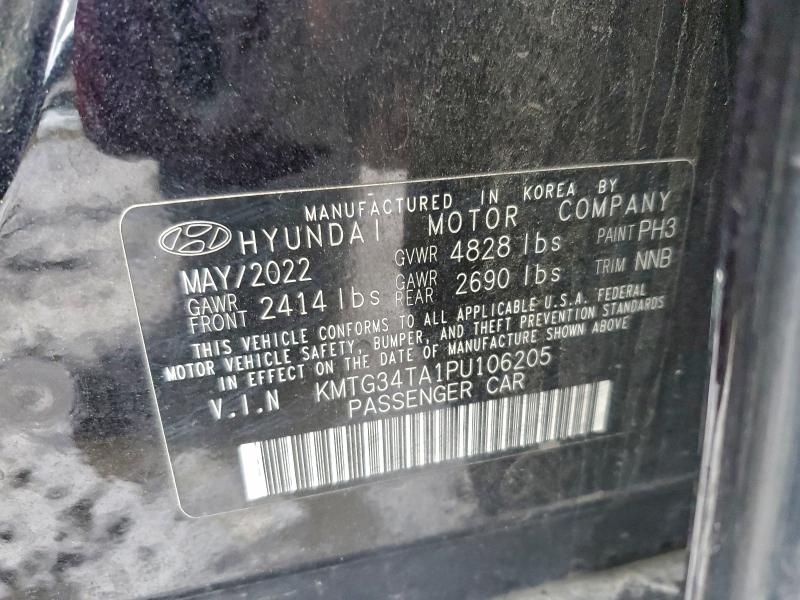 GENESIS G70 BASE 2022