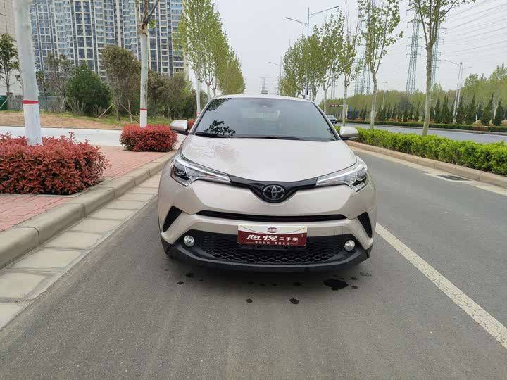 TOYOTA C-HR 2020
