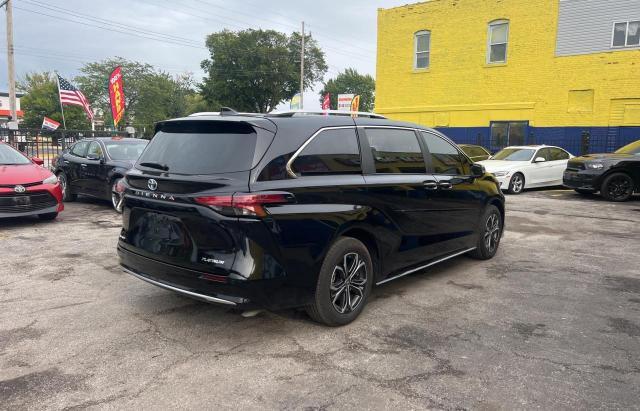TOYOTA SIENNA LIMITED 2025