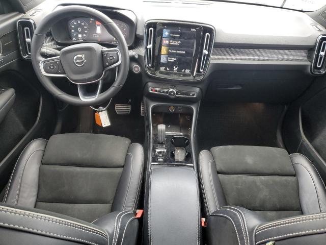 VOLVO XC40 T5 R-DESIGN 2022