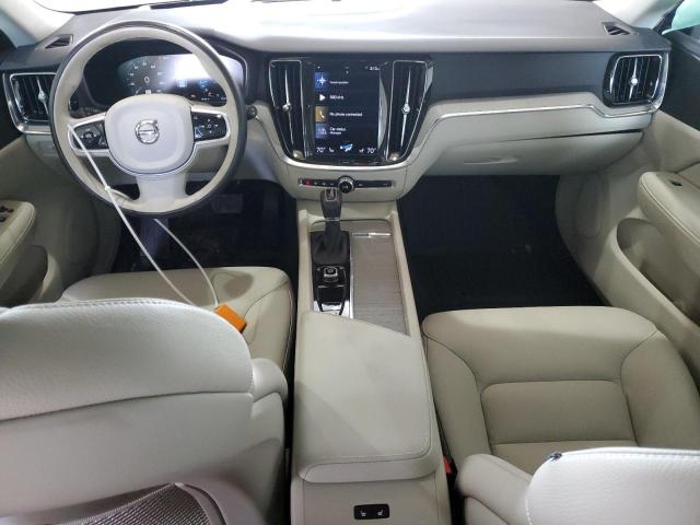 VOLVO V60 CROSS COUNTRY 2022