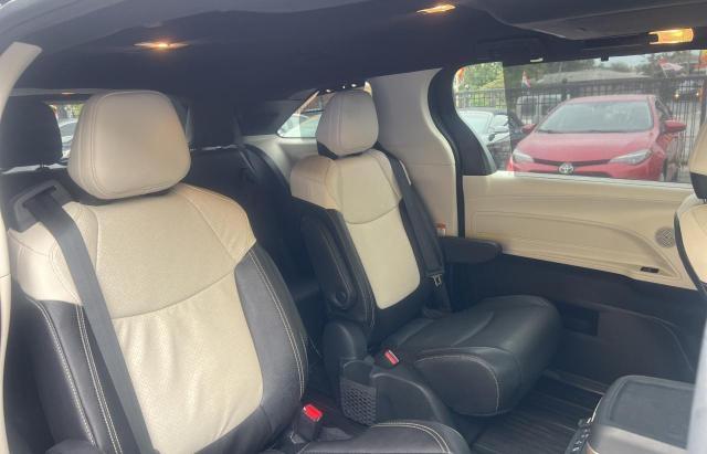 TOYOTA SIENNA LIMITED 2025