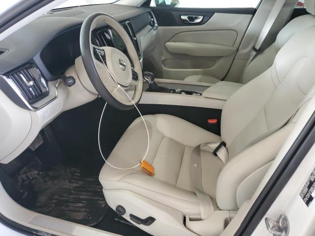 VOLVO V60 CROSS COUNTRY 2022