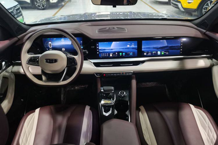 Geely Monjaro 2021