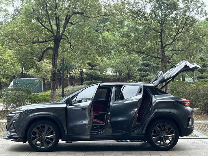 Changan	UNI-T 2020