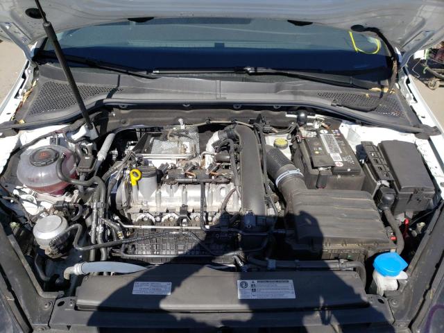 VOLKSWAGEN GOLF 2020