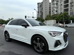 AUDI Q3 2021