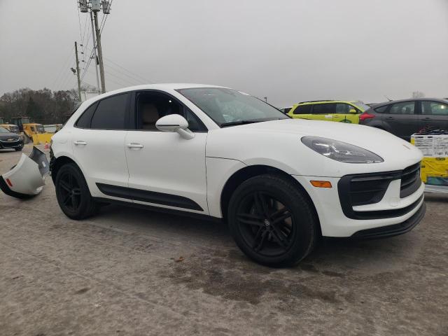 PORSCHE MACAN 2022