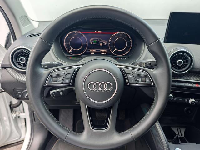 AUDI Q2L e-tron 2019