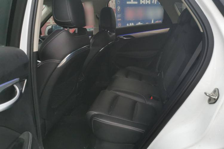 Geely Tugella 2019