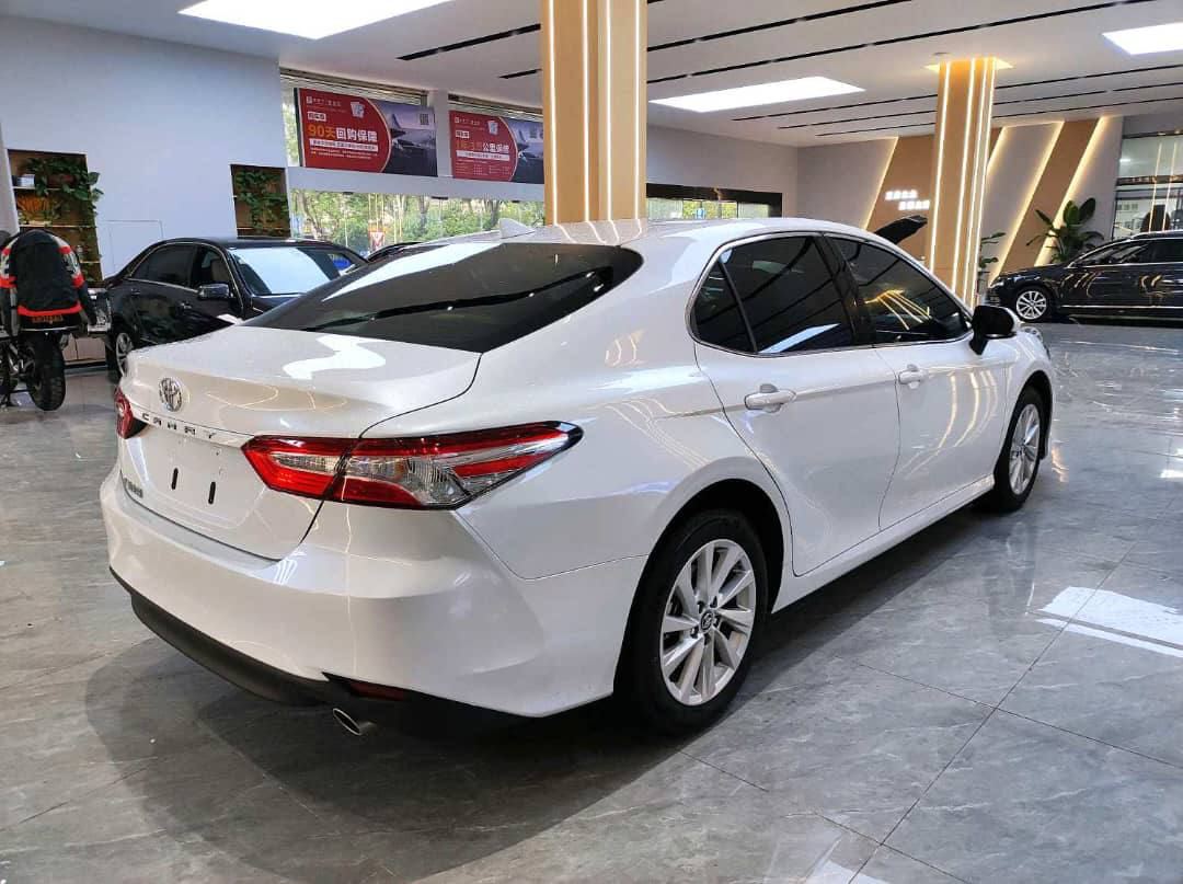 TOYOTA CAMRY 2023