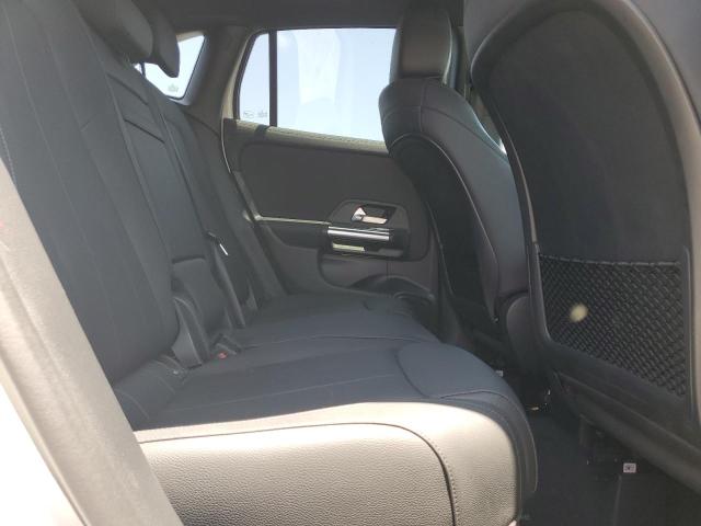 MERCEDES-BENZ GLA 250 2021