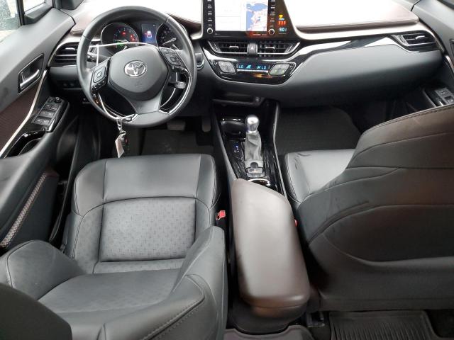 TOYOTA C-HR XLE 2019
