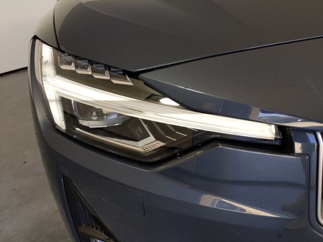 Polestar 2 Launch Edition 2021