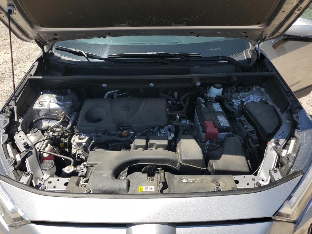 TOYOTA RAV4 XLE 2023