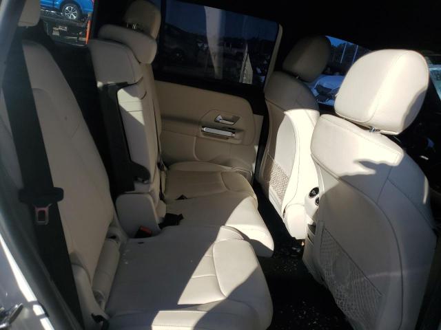 MERCEDES-BENZ GLB 250 2024