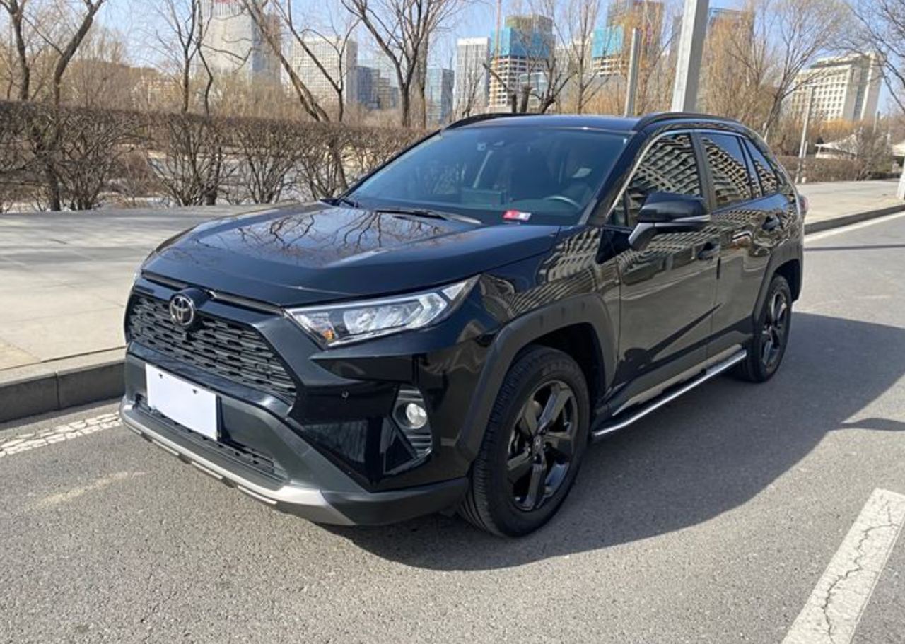 TOYOTA RAV4 2022